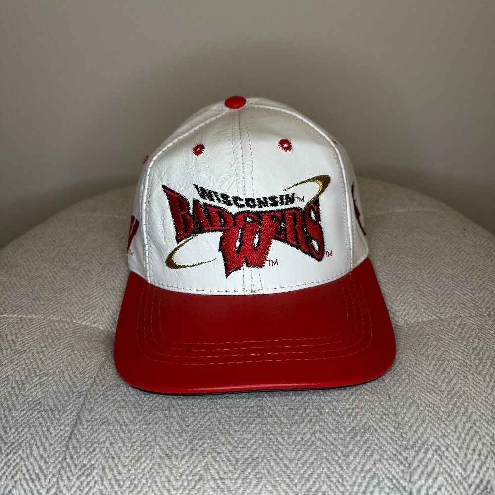 Vintage Wisconsin Badgers Red & White Leather Snapback Hat Modern NCAA Football